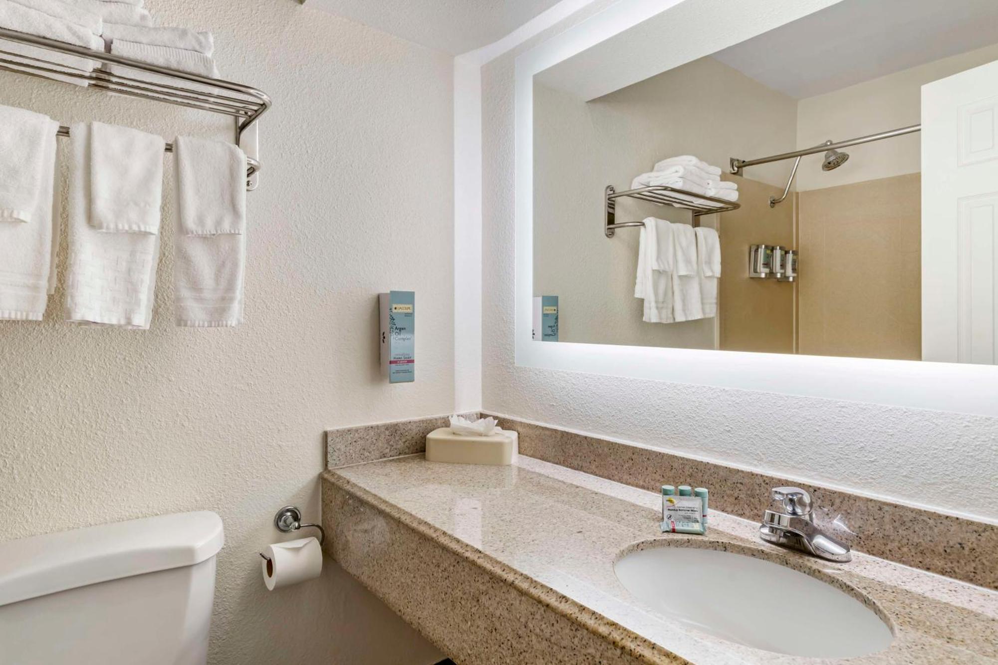Best Western Of Alexandria Inn & Suites & Conference Center Ngoại thất bức ảnh